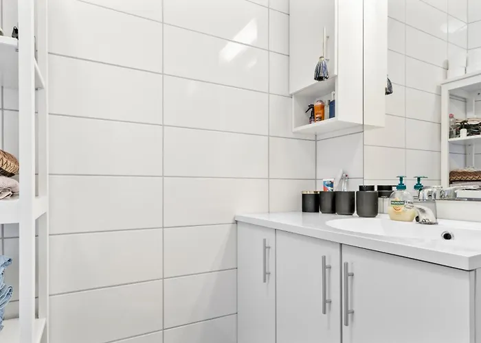 Lejlighed Sentrum: Koselig Med 2 Soverom! *